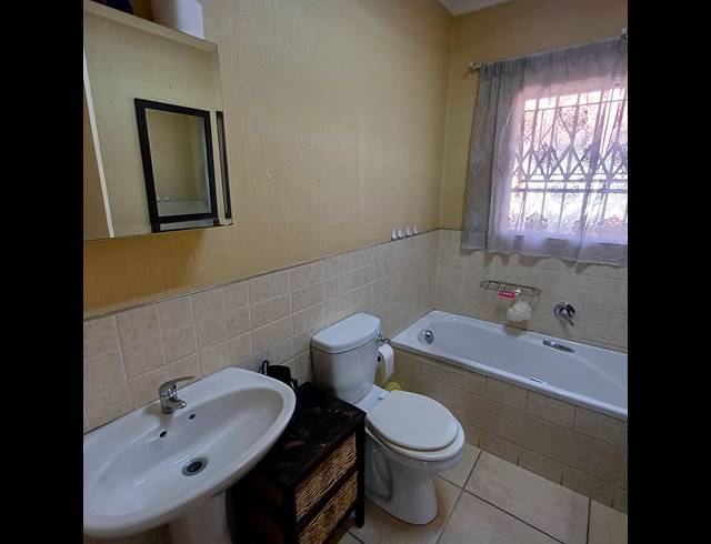 3 BEDROOM TOWNHOUSE FOR SALE IN RIVERSDALE